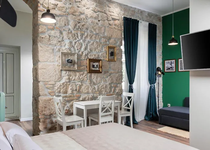 Photel Apartments